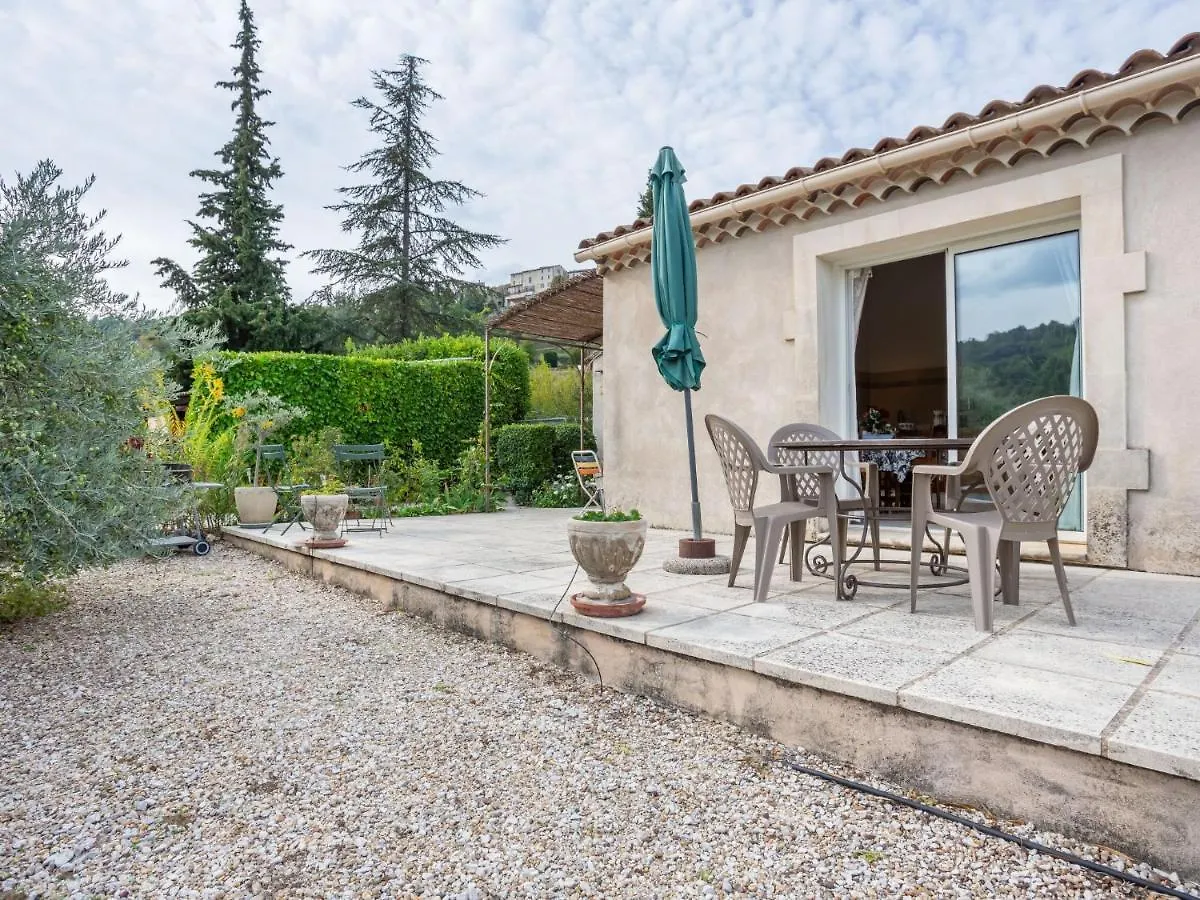 Holiday Home Les Vignes - Mbe100 By Interhome Menerbes