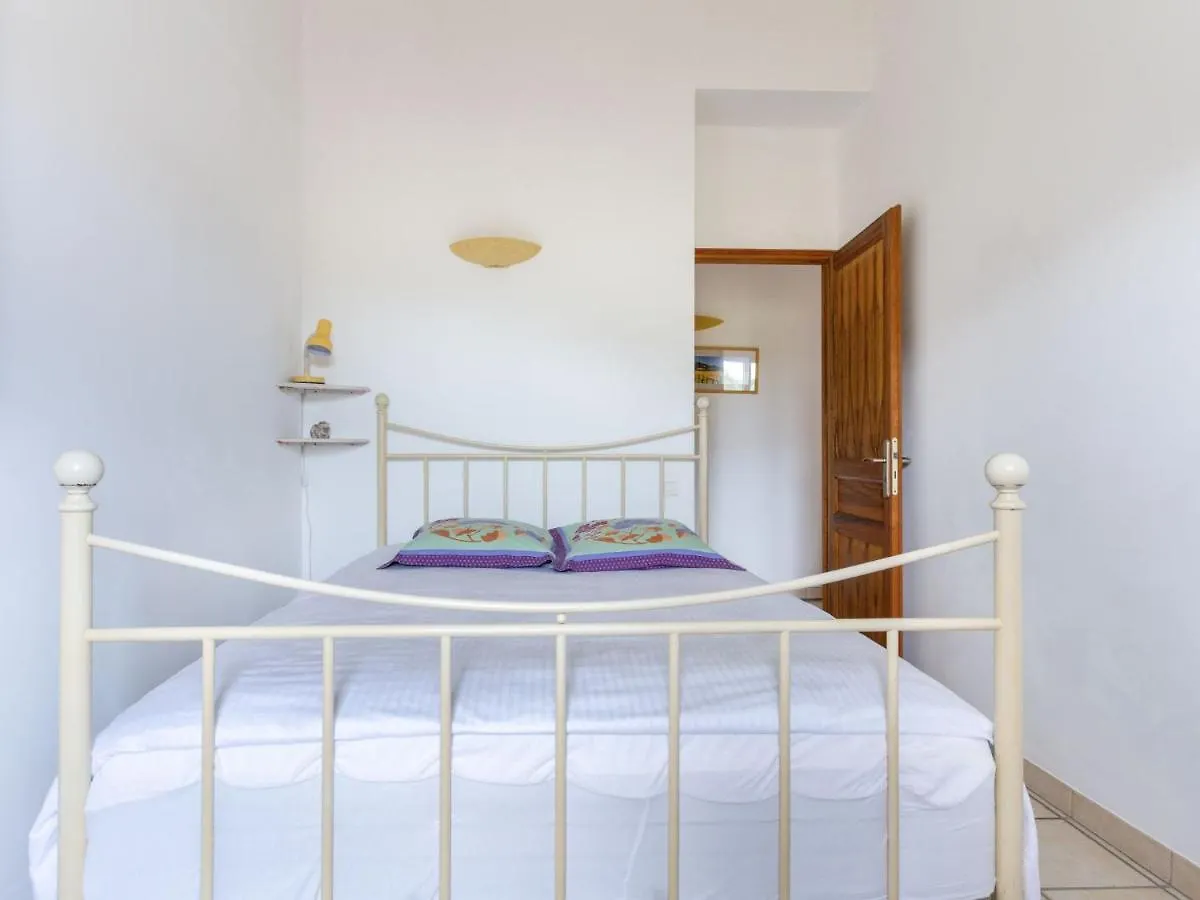 Holiday Home Les Vignes - Mbe100 By Interhome Menerbes
